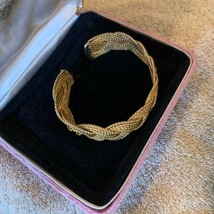 Rope braided bracelet very flexible